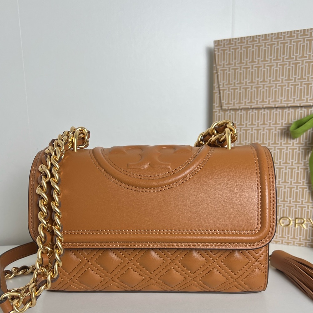 NWT Tory Burch SMALL FLEMING CONVERTIBLE SHOULDER BAG - Picture 15 of 17